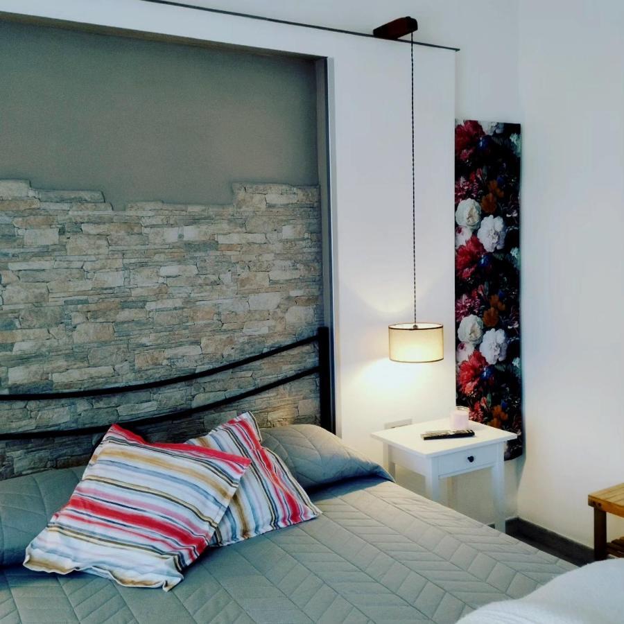 Prima Stella Tourist Rooms ミントゥルノ エクステリア 写真